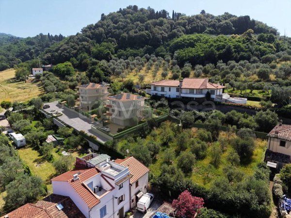 casa indipendente in vendita a Montemurlo in zona Fornacelle