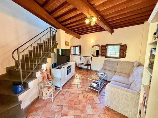 casa indipendente in vendita a Montemurlo in zona Fornacelle