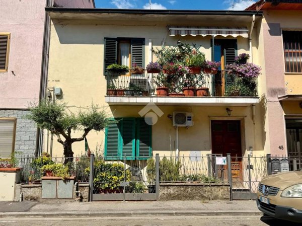 appartamento in vendita a Montemurlo in zona Ponte Bocci