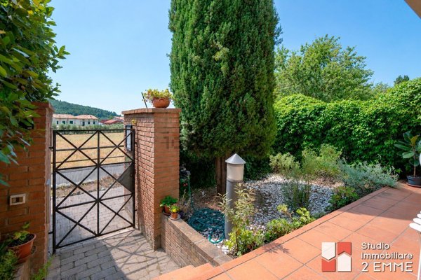 casa indipendente in vendita a Montemurlo in zona Bagnolo