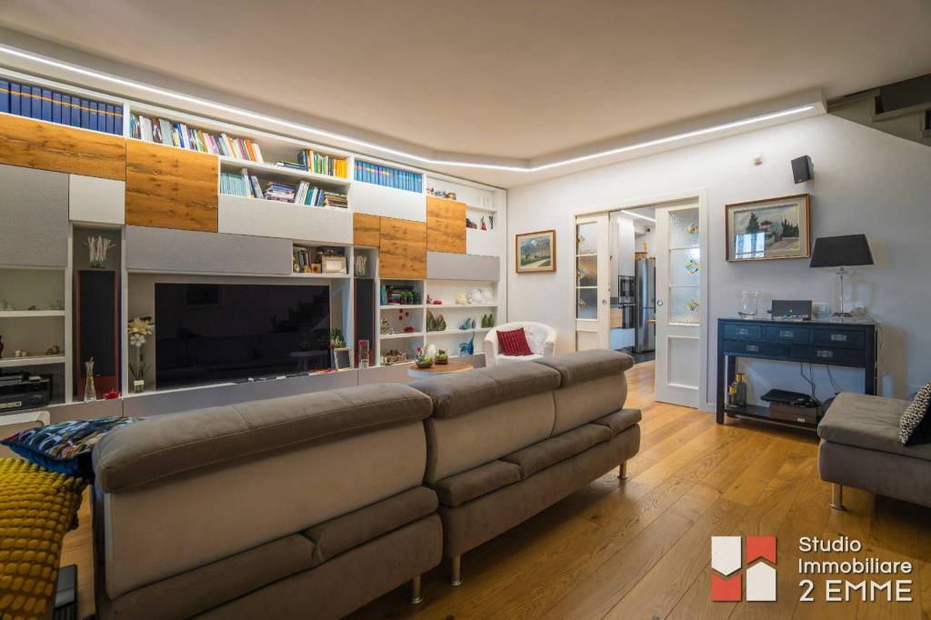 casa indipendente in vendita a Montemurlo in zona Bagnolo