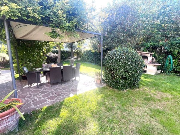 casa indipendente in vendita a Montemurlo in zona Bagnolo