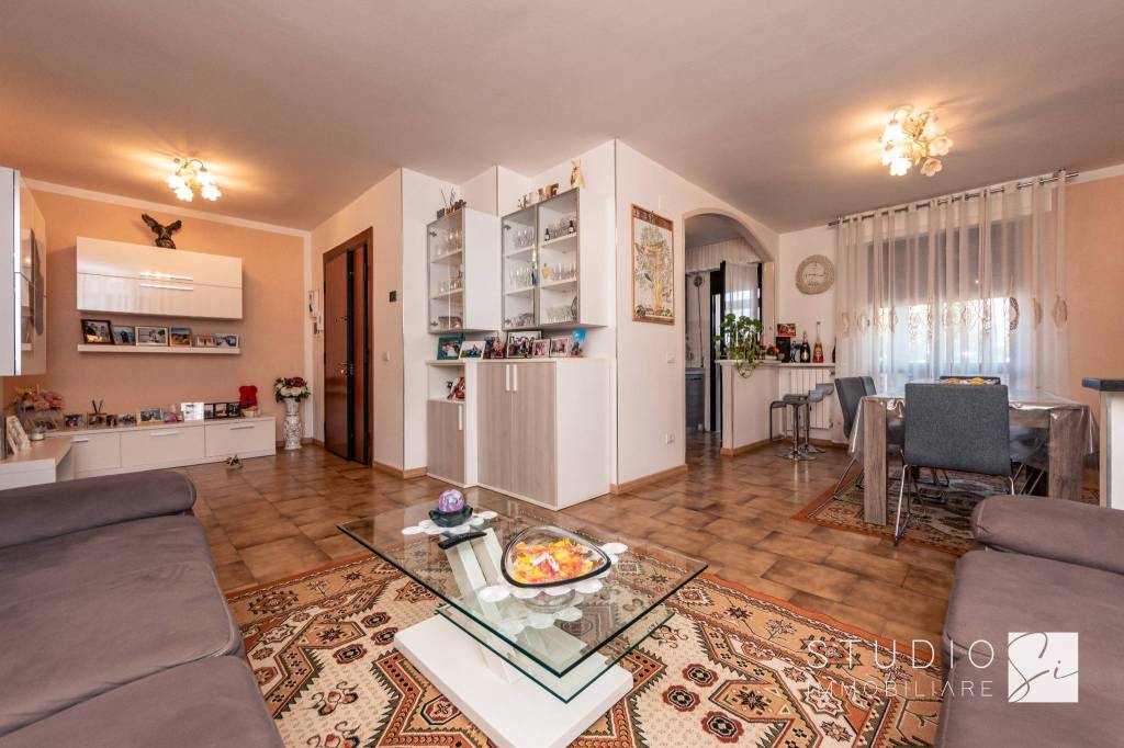 appartamento in vendita a Montemurlo in zona Ponte Bocci