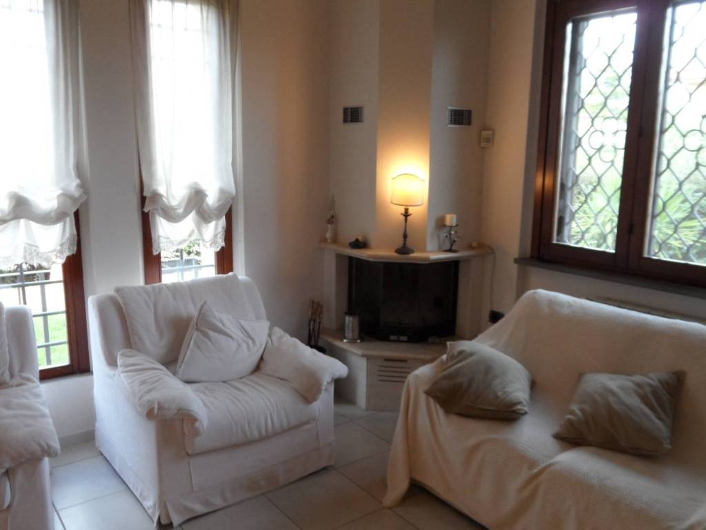casa indipendente in vendita a Poggio a Caiano