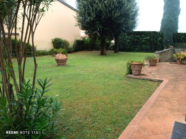 casa indipendente in vendita a Poggio a Caiano