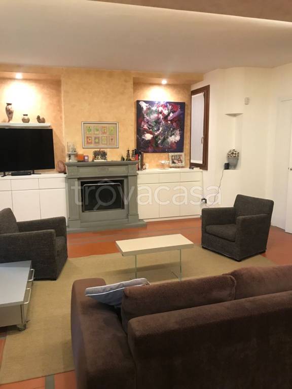 casa indipendente in vendita a Poggio a Caiano