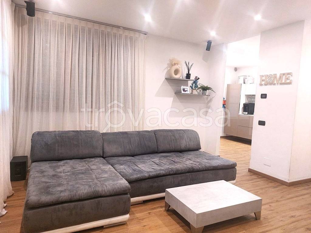casa indipendente in vendita a Poggio a Caiano