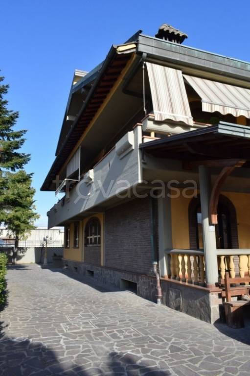 casa indipendente in vendita a Poggio a Caiano in zona Poggetto