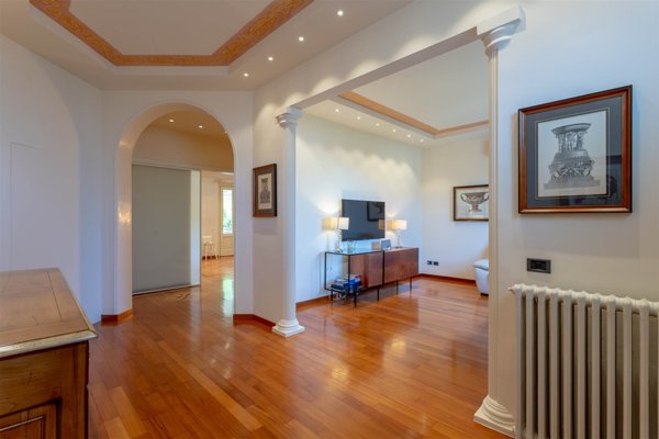 casa indipendente in vendita a Poggio a Caiano