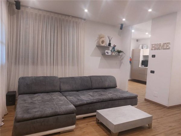 casa indipendente in vendita a Poggio a Caiano