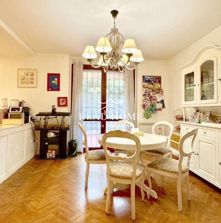 casa indipendente in vendita a Poggio a Caiano in zona Poggetto