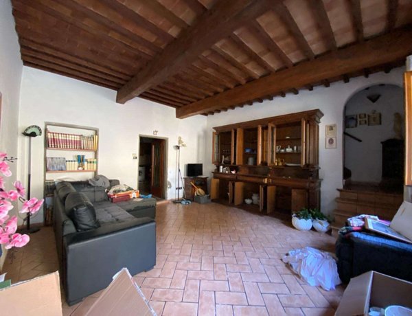 intera palazzina in vendita a Poggio a Caiano