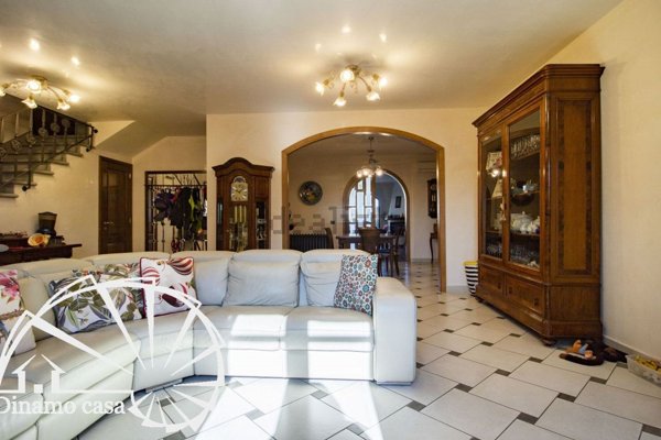 casa indipendente in vendita a Poggio a Caiano