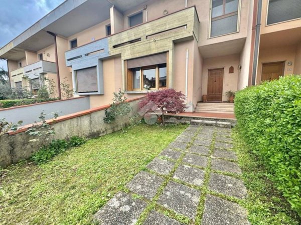 casa indipendente in vendita a Poggio a Caiano