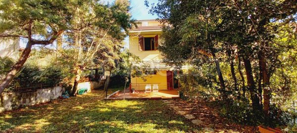 casa indipendente in vendita a Poggio a Caiano