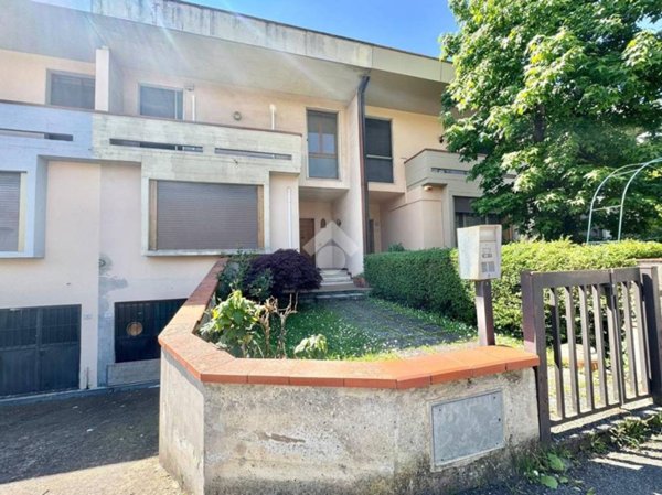 casa indipendente in vendita a Poggio a Caiano