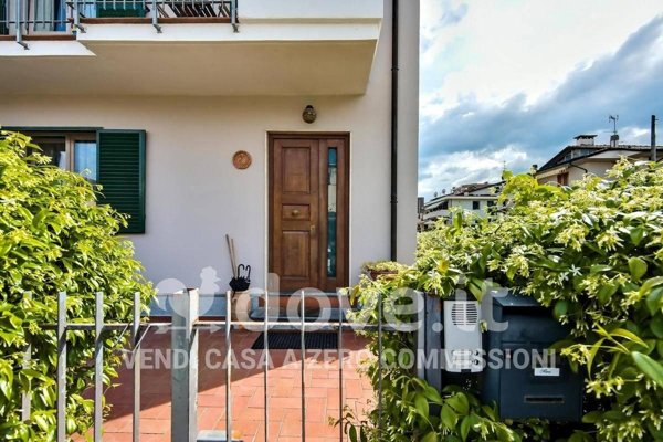 casa indipendente in vendita a Poggio a Caiano