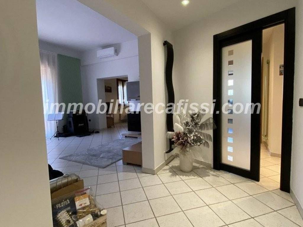 appartamento in vendita a Poggio a Caiano in zona Poggetto