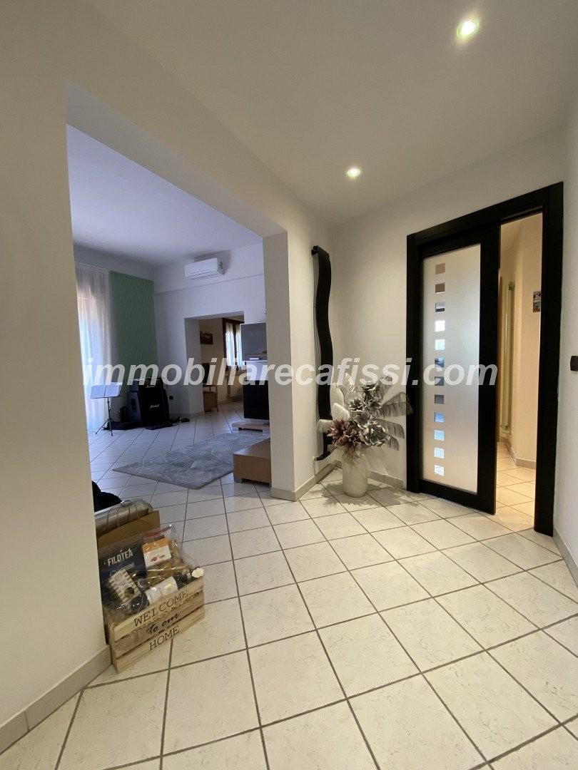 appartamento in vendita a Poggio a Caiano in zona Poggetto