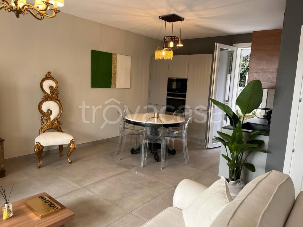 casa indipendente in vendita a Poggio a Caiano