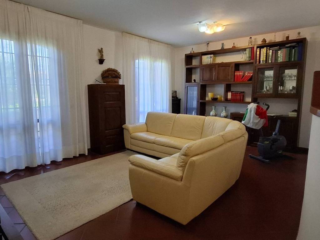 casa indipendente in vendita a Poggio a Caiano