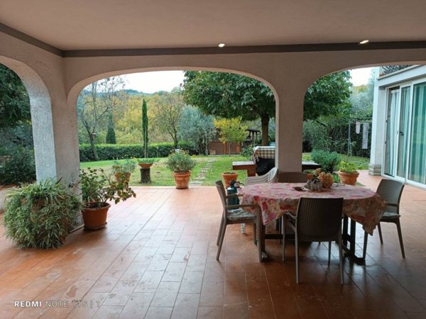 casa indipendente in vendita a Poggio a Caiano