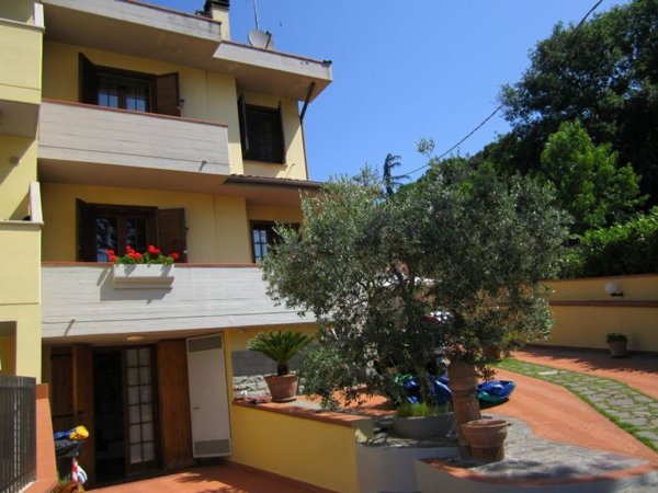 casa indipendente in vendita a Poggio a Caiano