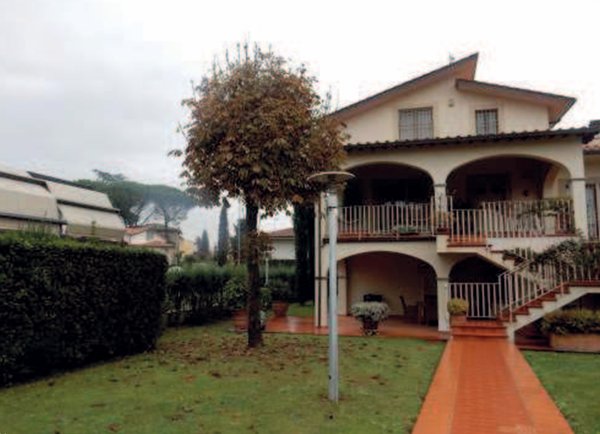 casa indipendente in vendita a Poggio a Caiano