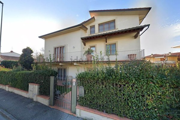 casa indipendente in vendita a Poggio a Caiano