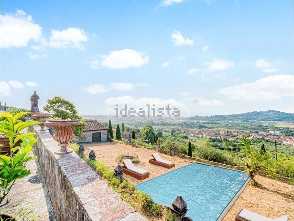 casa indipendente in vendita a Poggio a Caiano