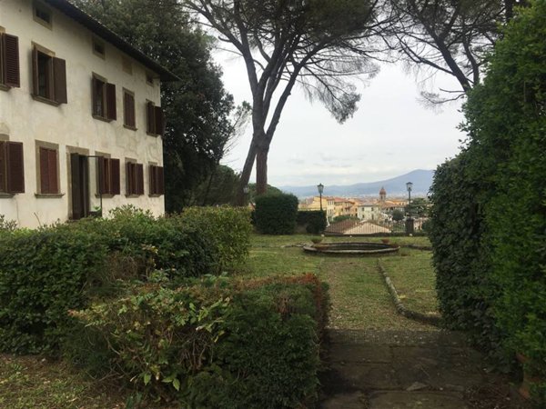 casa indipendente in vendita a Poggio a Caiano