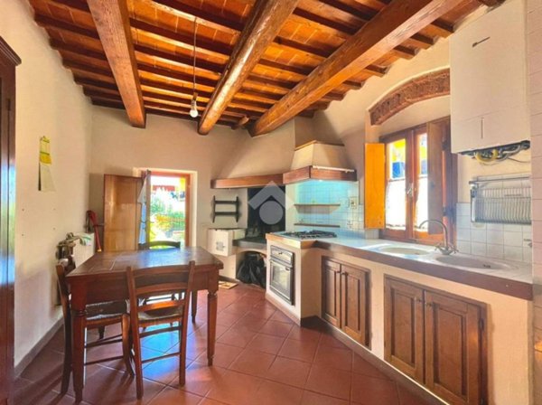 casa indipendente in vendita a Poggio a Caiano