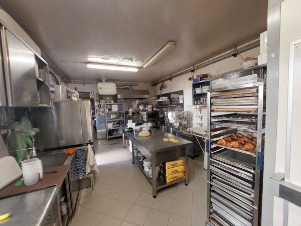 negozio in vendita a Poggio a Caiano