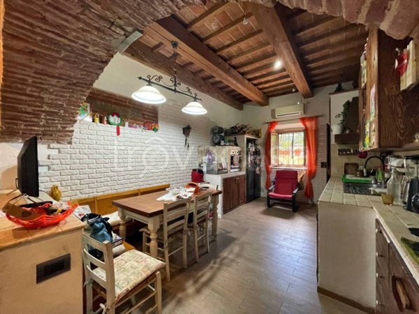 casa indipendente in vendita a Poggio a Caiano
