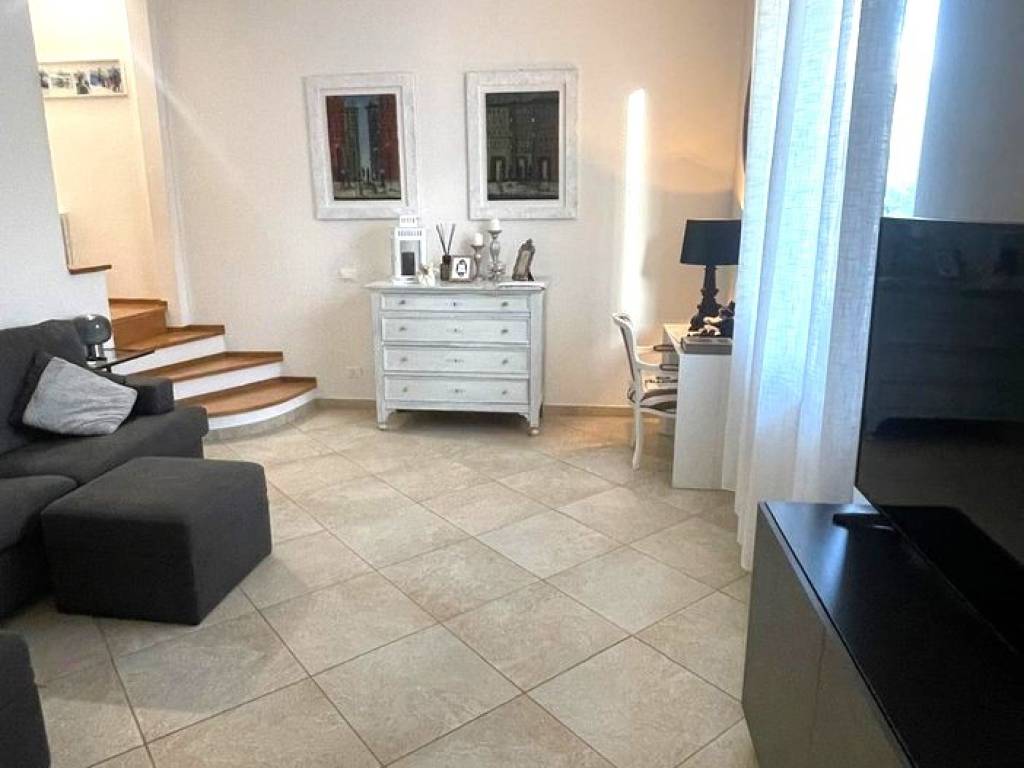 casa indipendente in vendita a Poggio a Caiano