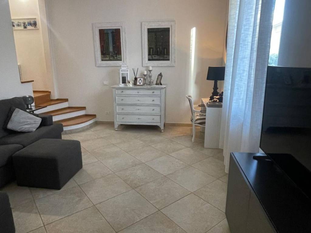 casa indipendente in vendita a Poggio a Caiano