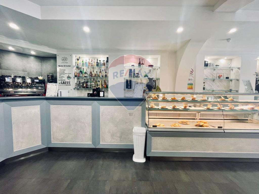 negozio in vendita a Poggio a Caiano