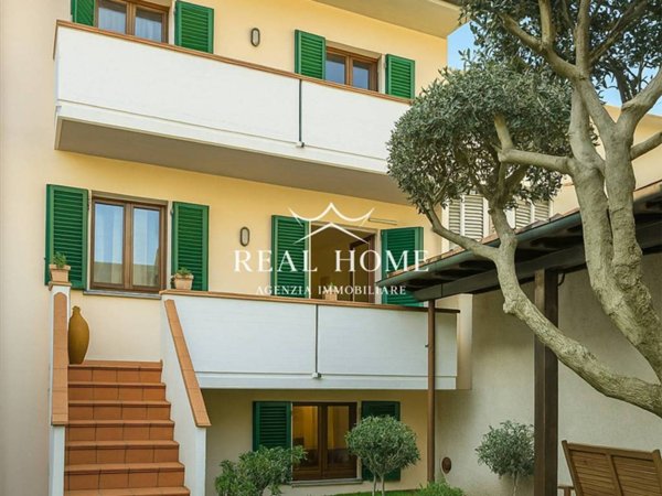 casa indipendente in vendita a Poggio a Caiano