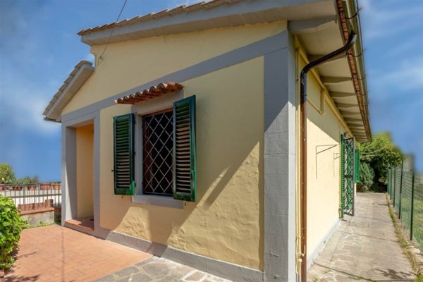 casa indipendente in vendita a Poggio a Caiano