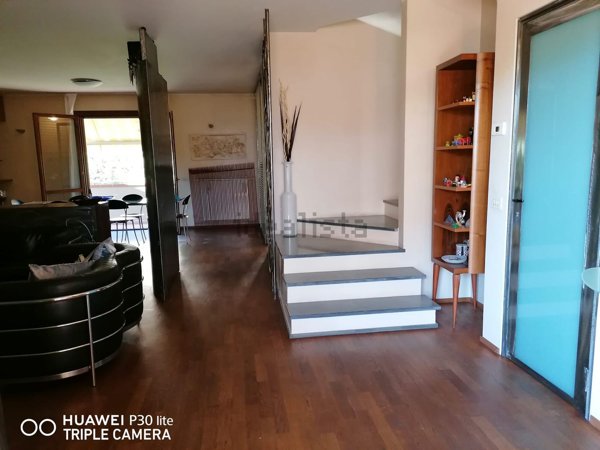 casa indipendente in vendita a Poggio a Caiano