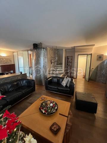 casa indipendente in vendita a Poggio a Caiano