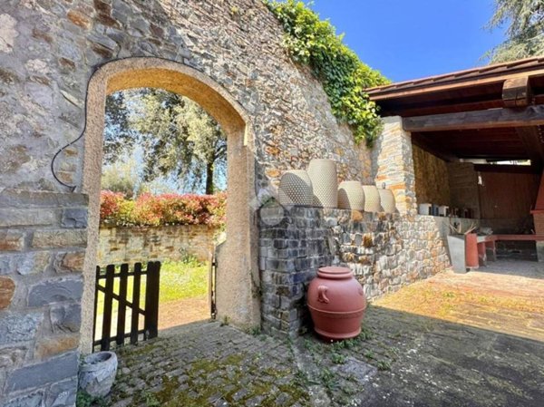 casa indipendente in vendita a Poggio a Caiano