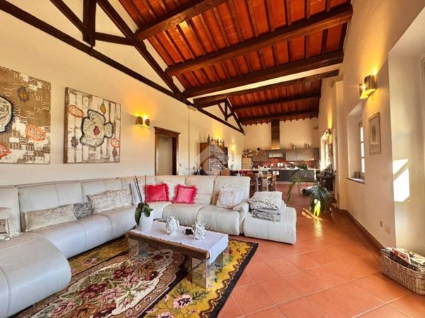 casa indipendente in vendita a Poggio a Caiano