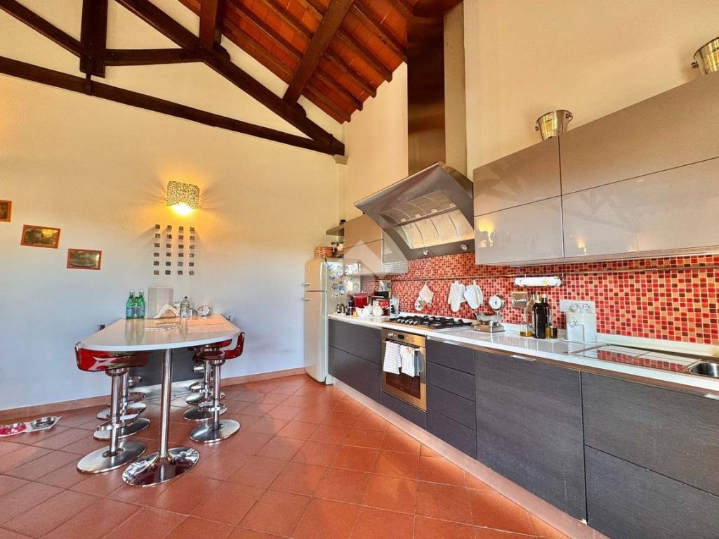 casa indipendente in vendita a Poggio a Caiano