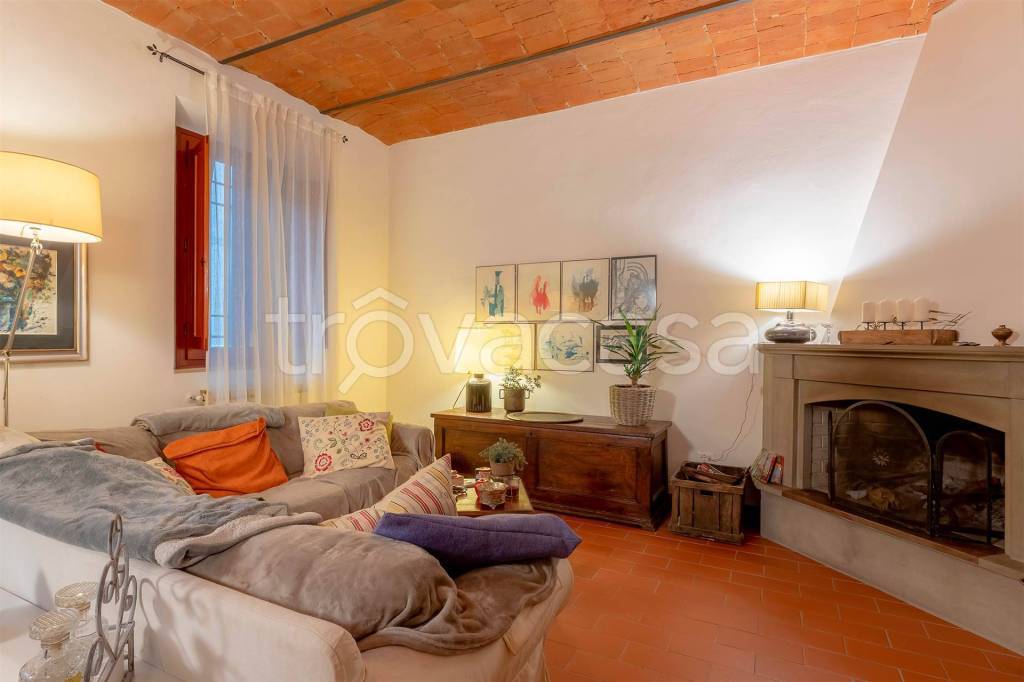 casa indipendente in vendita a Poggio a Caiano