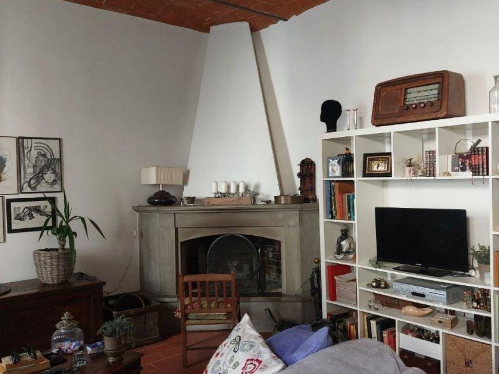 casa indipendente in vendita a Poggio a Caiano