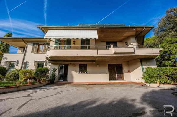 villa in vendita a Poggio a Caiano