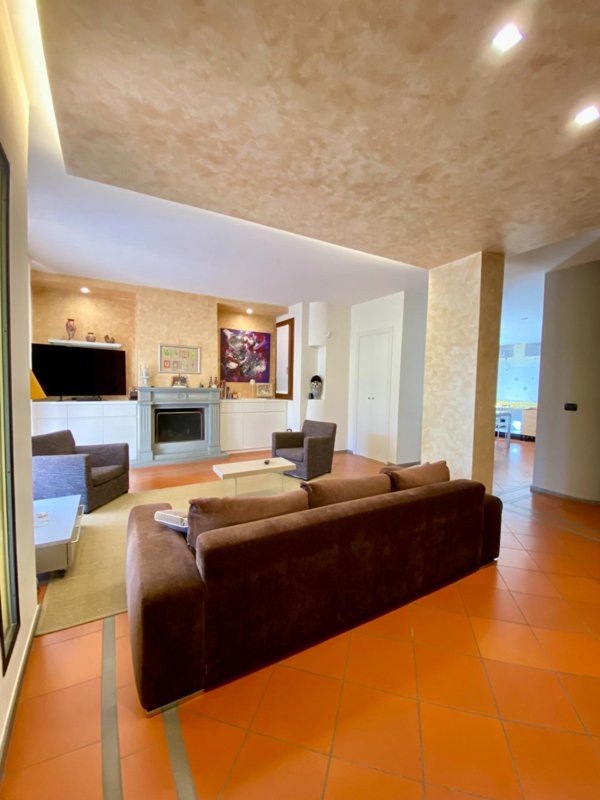 casa indipendente in vendita a Poggio a Caiano