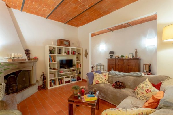 casa indipendente in vendita a Poggio a Caiano