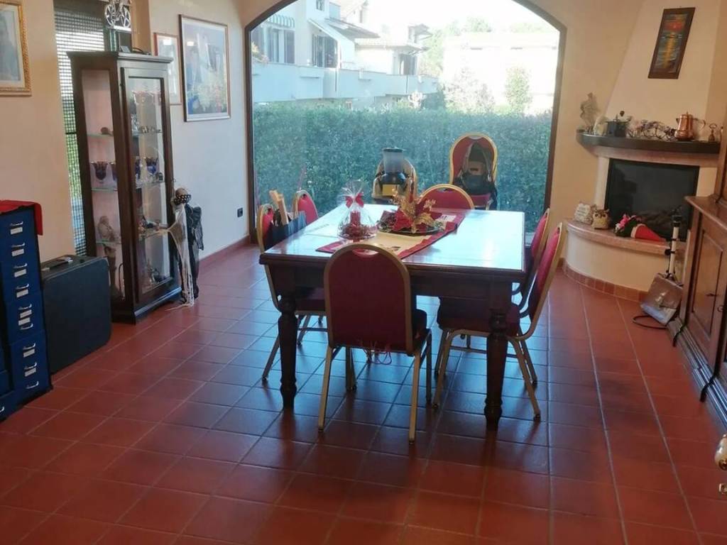 casa indipendente in vendita a Poggio a Caiano